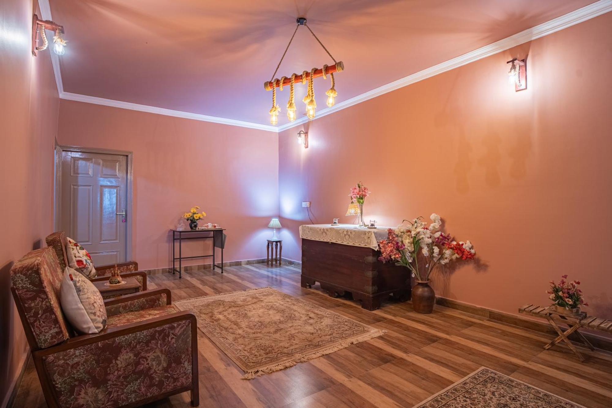 Vienna Forest Villa Найнитал Экстерьер фото